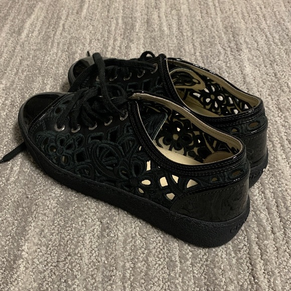 Chanel Sneakers - Picture 6 of 6